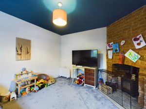 Living room- click for photo gallery